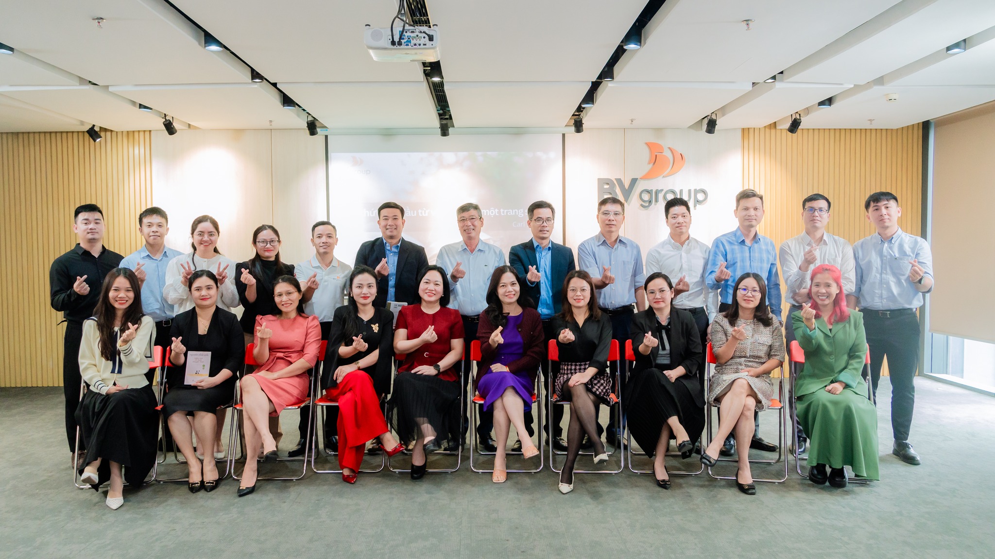 CLB SÁCH BV BOOK GARDEN – BUỔI REVIEW SÁCH QUÝ IV/2025: KHÉP LẠI MỘT NĂM BẰNG TRI THỨC VÀ CẢM HỨNG